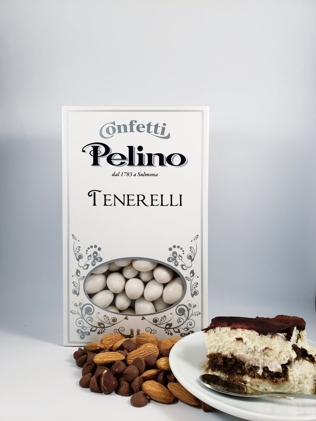 Confetti Tenerelli Milk Chocolate Almond - Tiramisu Flavored - 500 g